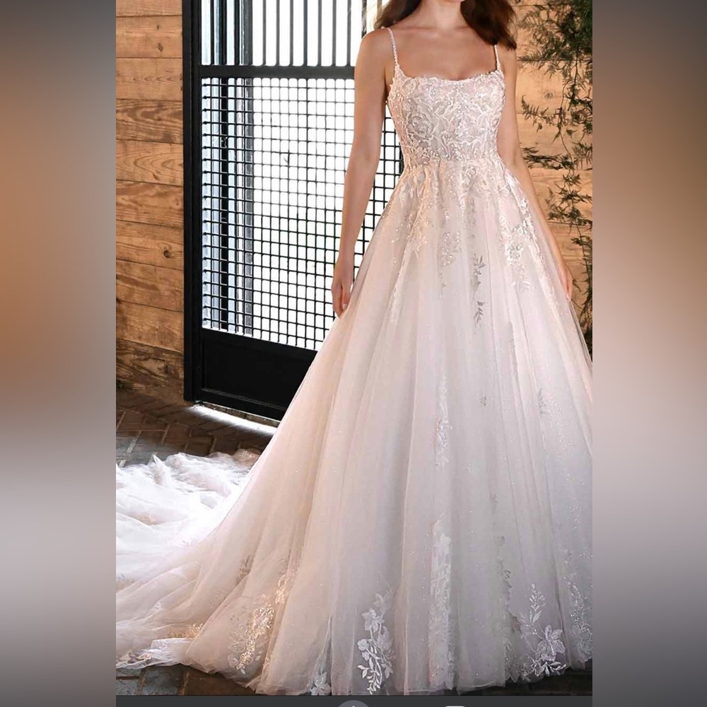 Essence of Australia - Wedding Dress